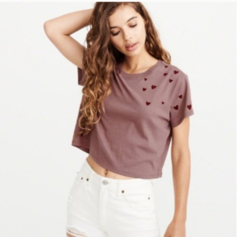 NWOT Abercrombie & Fitch Hearts Crop Top Small